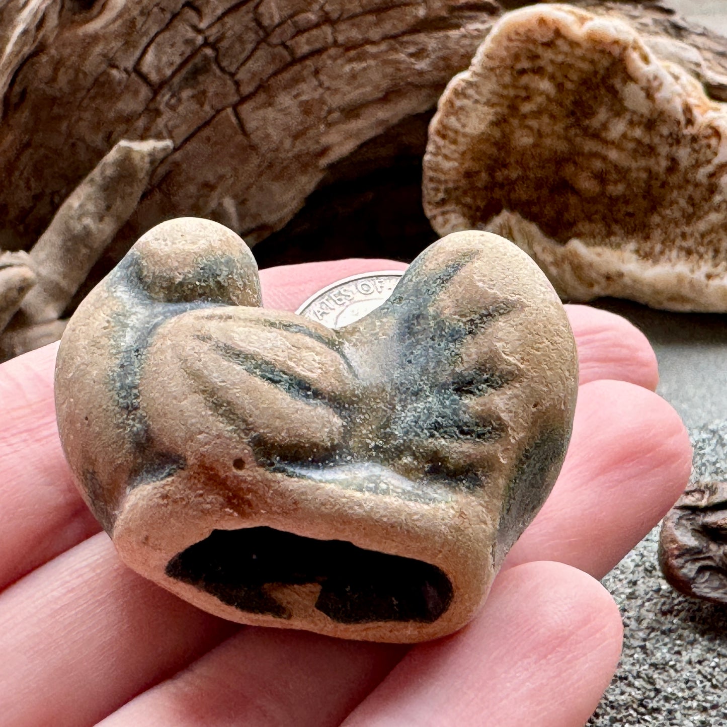 Sea Pottery Bird Figurine – Beach Found Ocean Tumbled Ceramic, Wabi-Sabi Decor, Craft Supply, Sea of Japan A2001