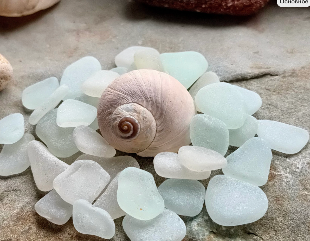 Small White Sea Glass Set of 12 B103 – Genuine Beach Glass 0.5–1.5 cm – Resin, Jewelry & Mini Craft Supply
