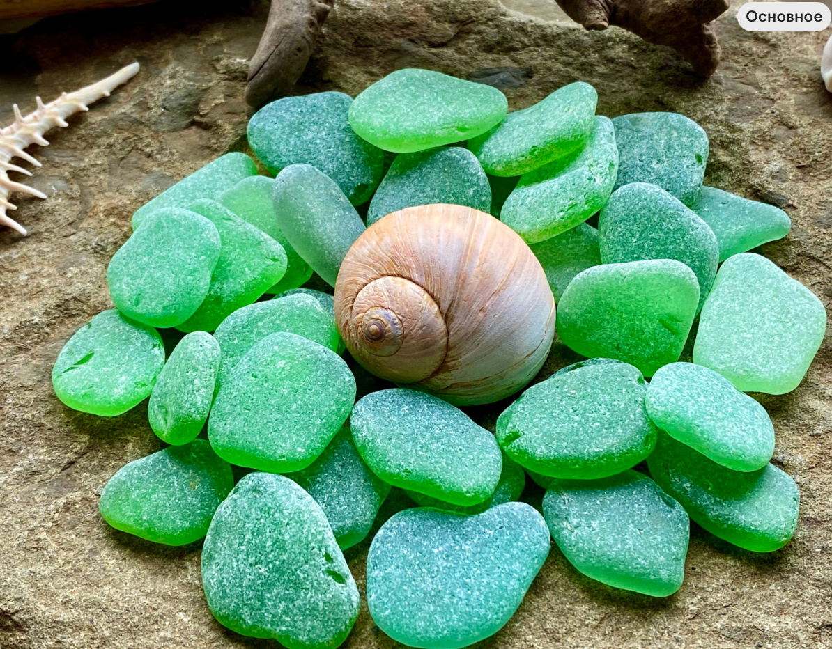 Medium Green Sea Glass Set of 12 – Genuine Beach Glass 2–3 cm – Jewelry Making & Craft Supply (B070)