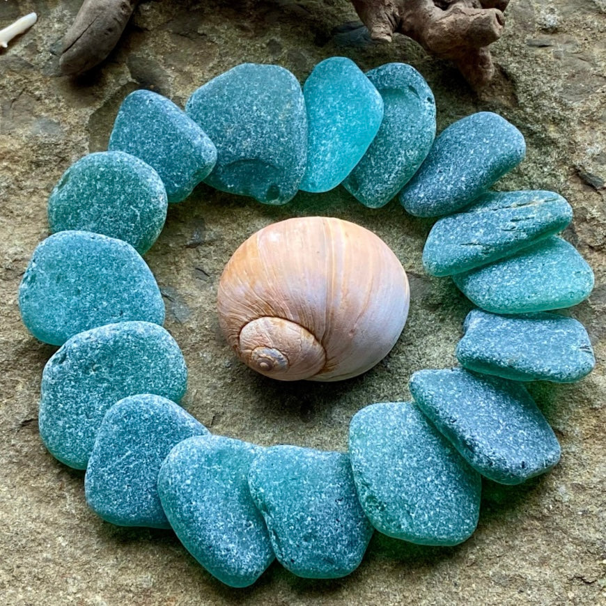 Dark Aqua Sea Glass Set of 12 – Genuine Beach Glass Mixed Sizes 1–3 cm – Jewelry & Craft Supply (B060)