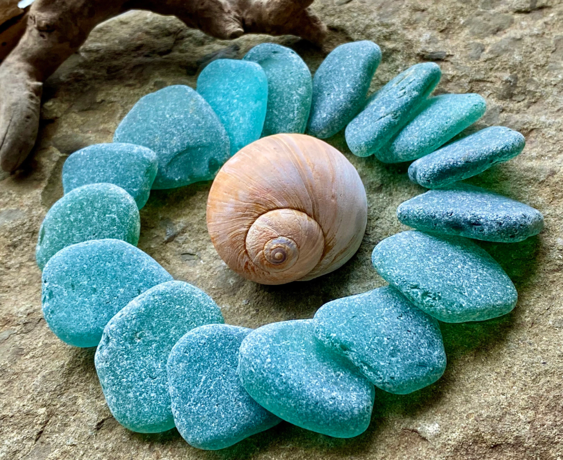 Dark Aqua Sea Glass Set of 12 – Genuine Beach Glass Mixed Sizes 1–3 cm – Jewelry & Craft Supply (B060)