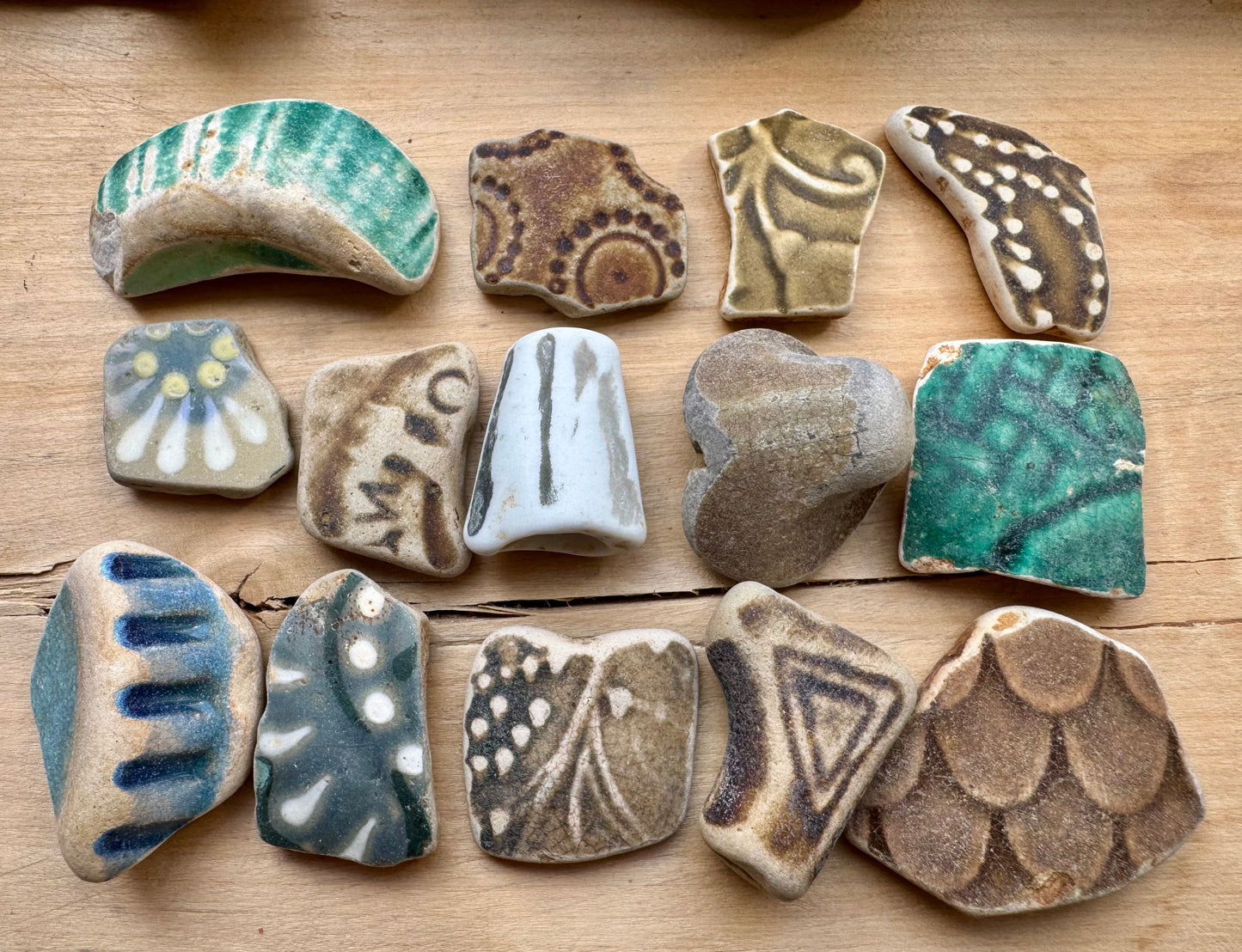 Authentic Sea Pottery Set #056 – 14 pcs Ocean Tumbled Ceramic Beach Found Pieces