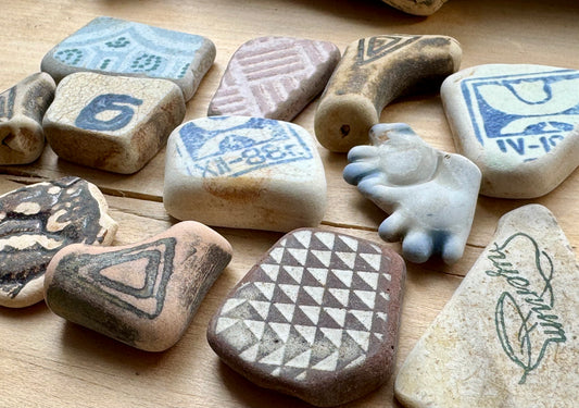 13 pcs Sea Pottery Shards Mix – Japanese Sea Ceramics #057 – Beach Pottery for Crafts, Jewelry Making, Mosaic Supplies, Authentic Beach Finds
