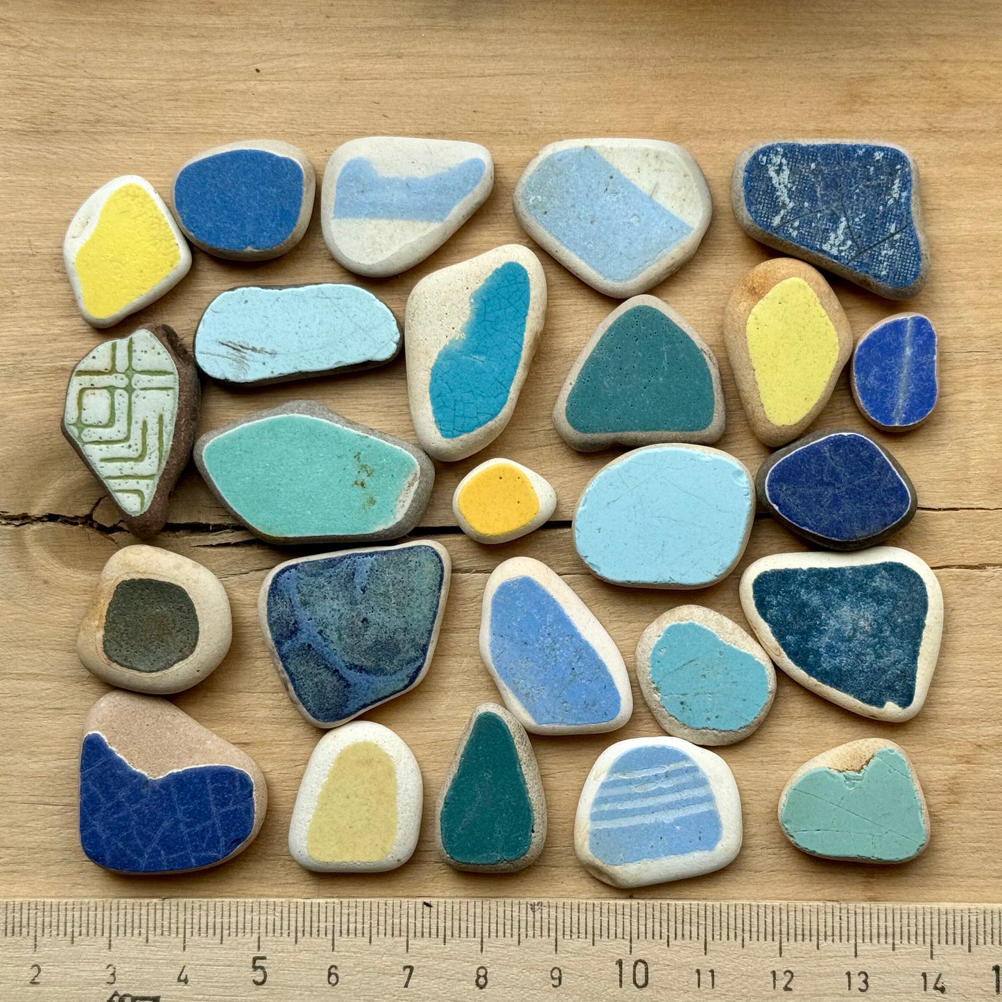 Japanese Sea Pottery & Sea Glass Mix #061 – 25 pcs 80g Authentic Beach Pottery for Jewelry, Mosaic & Crafts