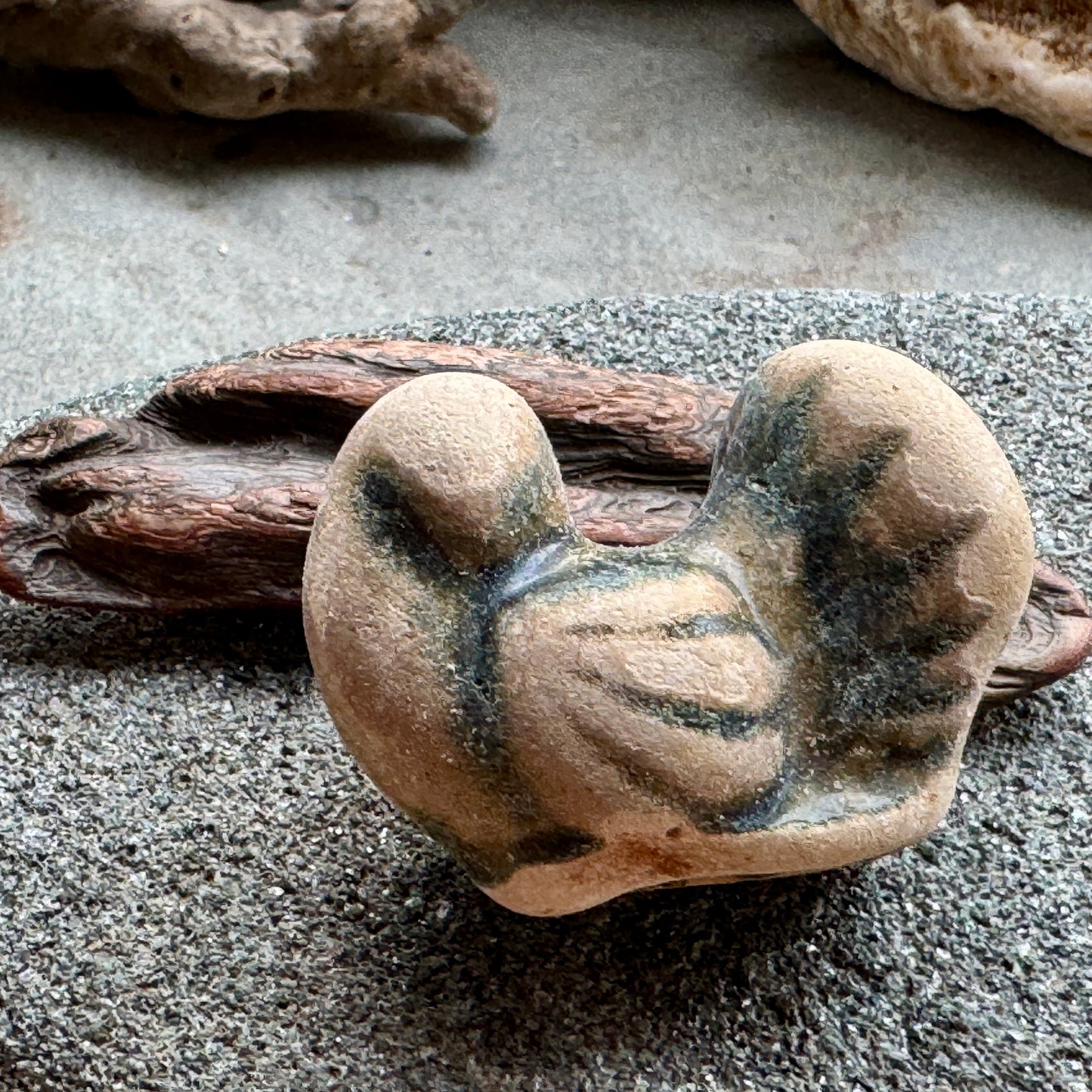 Sea Pottery Bird Figurine – Beach Found Ocean Tumbled Ceramic, Wabi-Sabi Decor, Craft Supply, Sea of Japan A2001