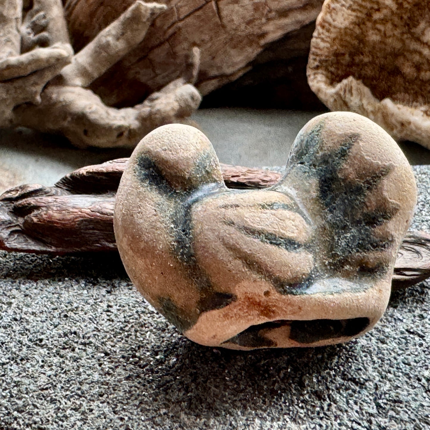 Sea Pottery Bird Figurine – Beach Found Ocean Tumbled Ceramic, Wabi-Sabi Decor, Craft Supply, Sea of Japan A2001