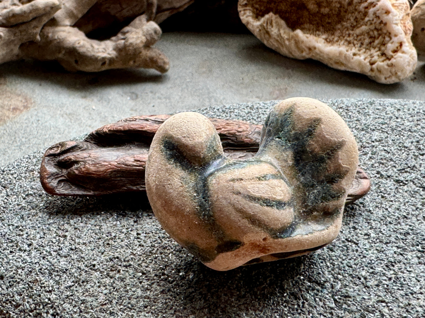 Sea Pottery Bird Figurine – Beach Found Ocean Tumbled Ceramic, Wabi-Sabi Decor, Craft Supply, Sea of Japan A2001