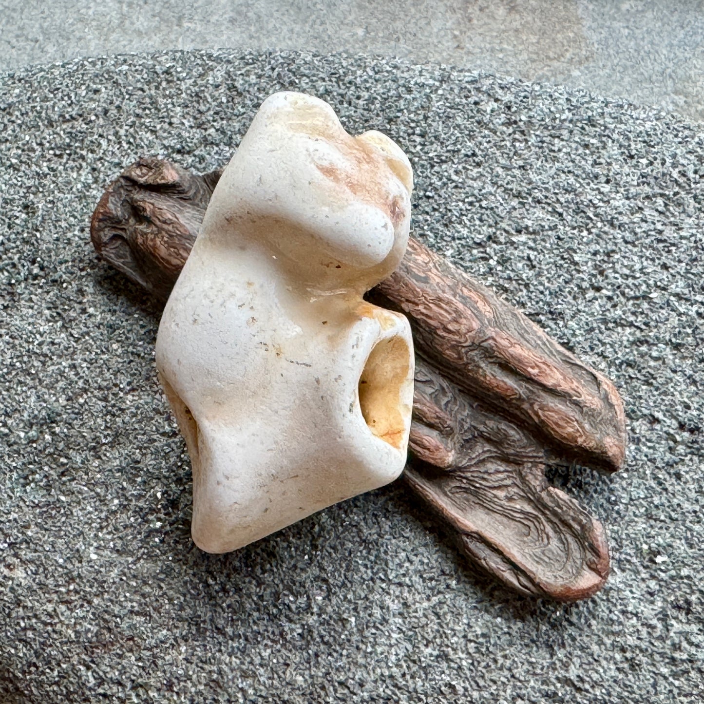 Sea Pottery Animal Figurine – Beach Found Ceramic Mini Sculpture, Wabi Sabi Decor, Ocean Tumbled Collectible A2004