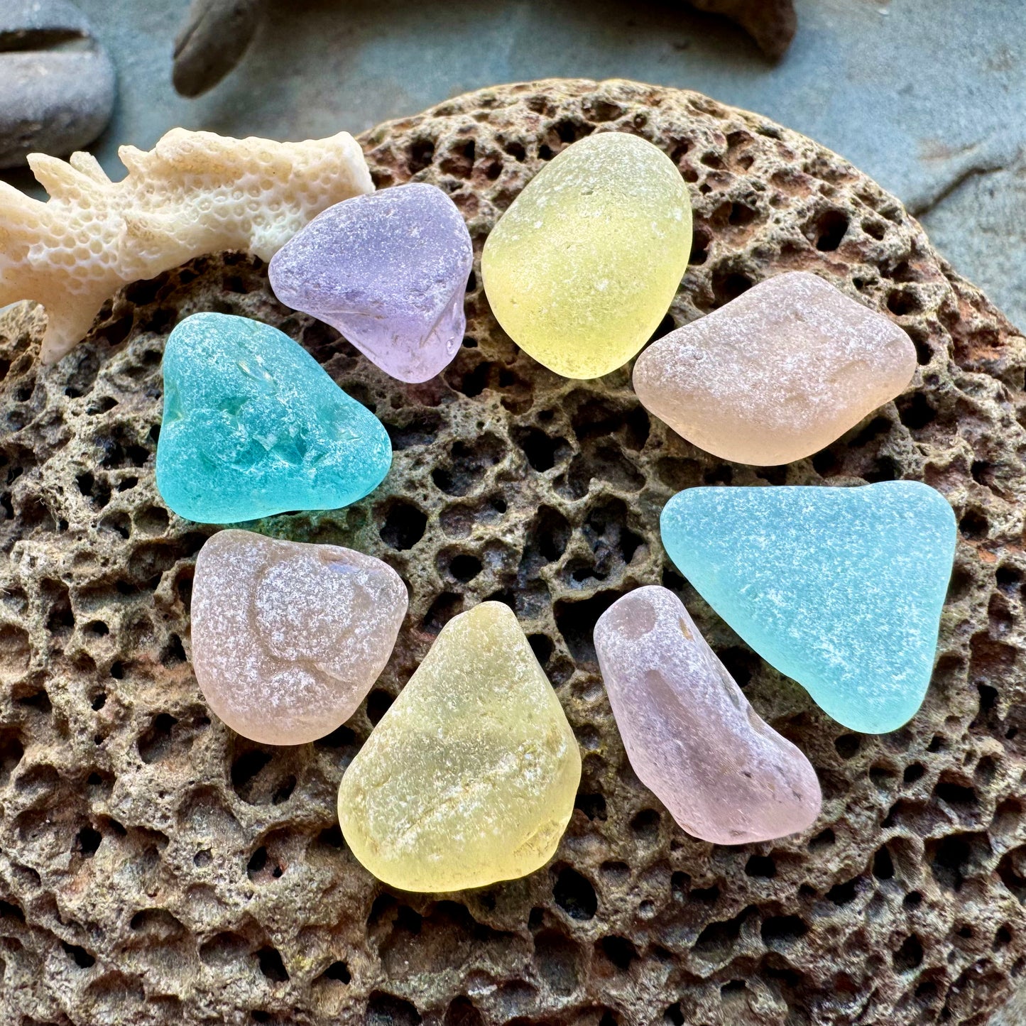 Pastel Mixed Sea Glass Pieces B2974 – Genuine Beach Glass for Jewelry Making (8 pcs)
