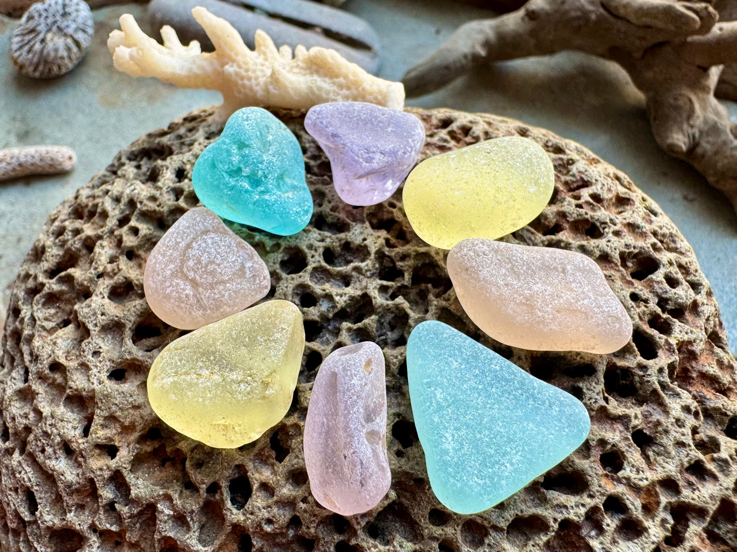 Pastel Mixed Sea Glass Pieces B2974 – Genuine Beach Glass for Jewelry Making (8 pcs)