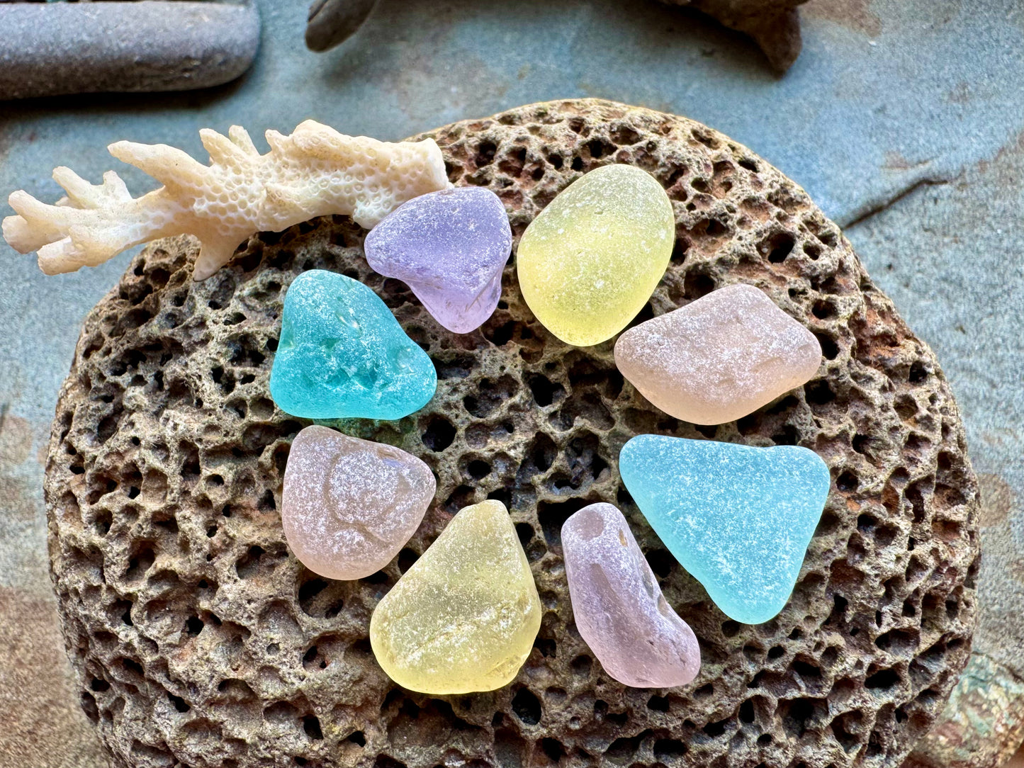Pastel Mixed Sea Glass Pieces B2974 – Genuine Beach Glass for Jewelry Making (8 pcs)